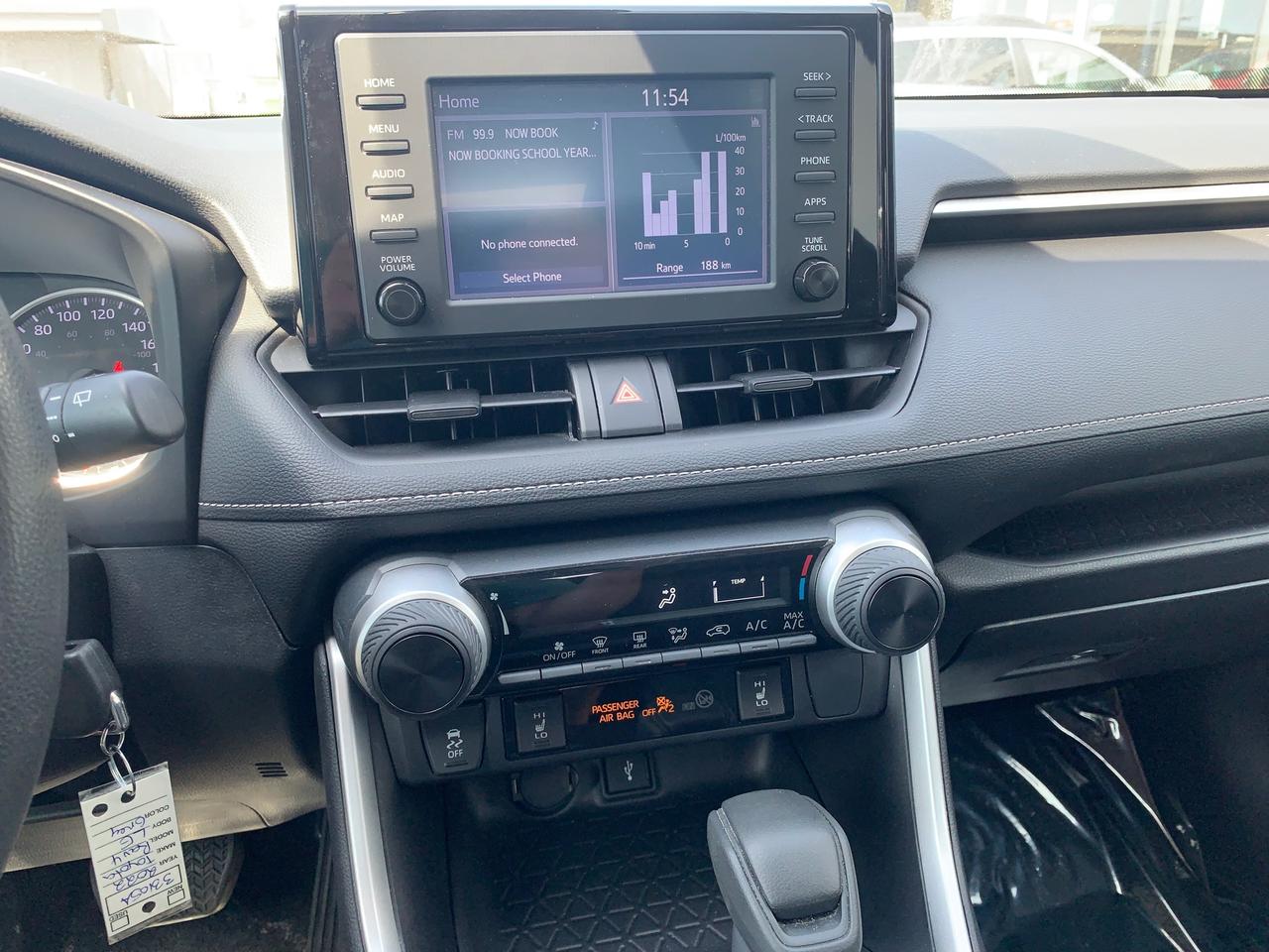 2022 Toyota RAV4 LE 4dr Front-wheel Drive Photo