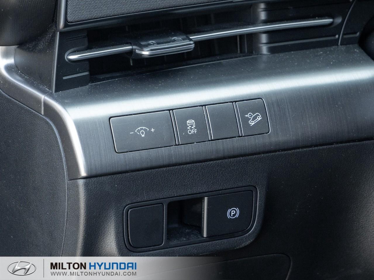 2025 Hyundai KONA 2.0L Preferred w/Trend Package 4dr All-Wheel Drive Photo
