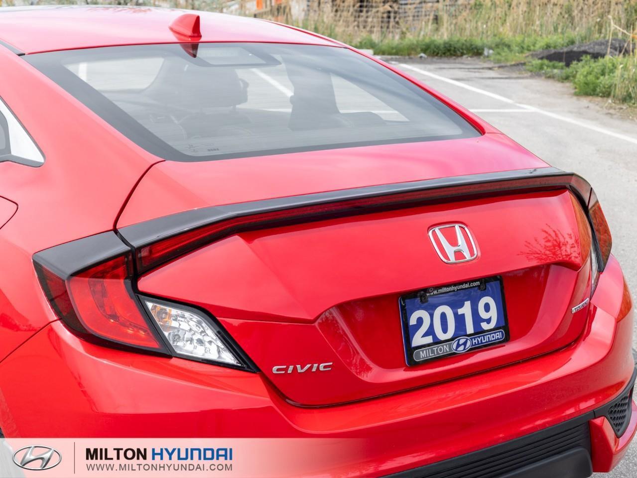 2019 Honda Civic Touring (CVT) 2dr Coupe Photo