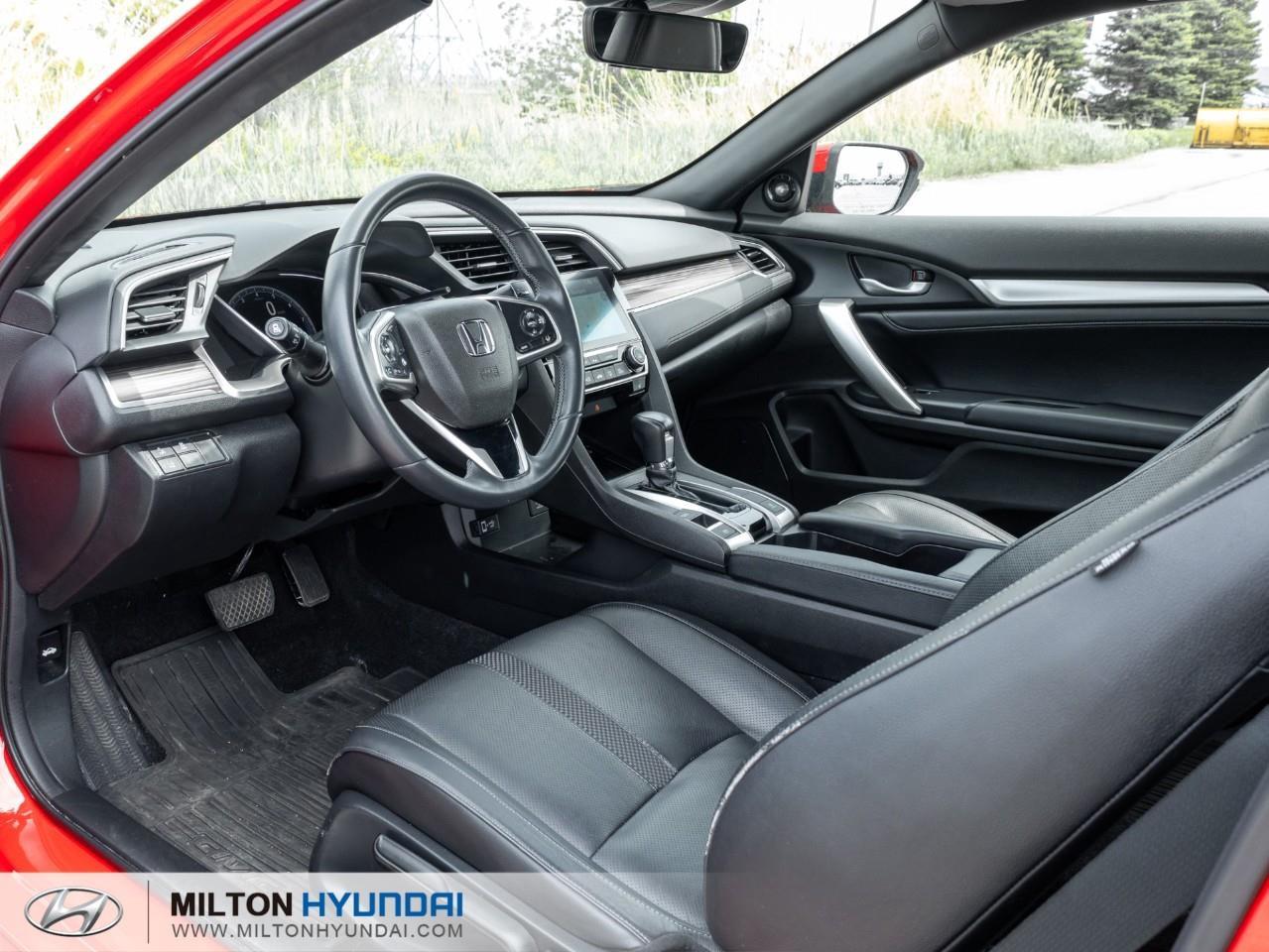2019 Honda Civic Touring (CVT) 2dr Coupe Photo