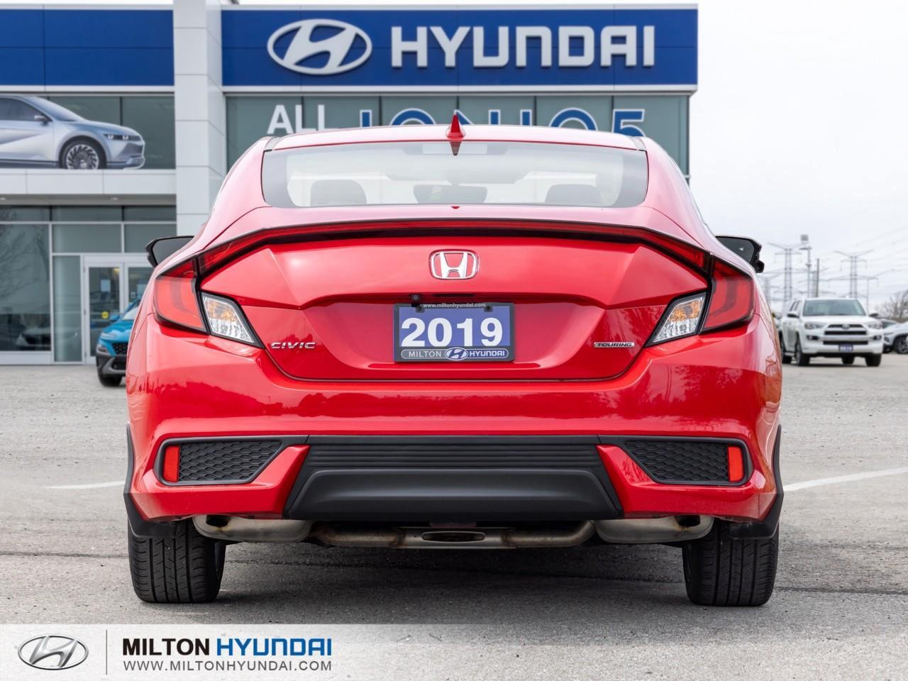 2019 Honda Civic Touring (CVT) 2dr Coupe Photo