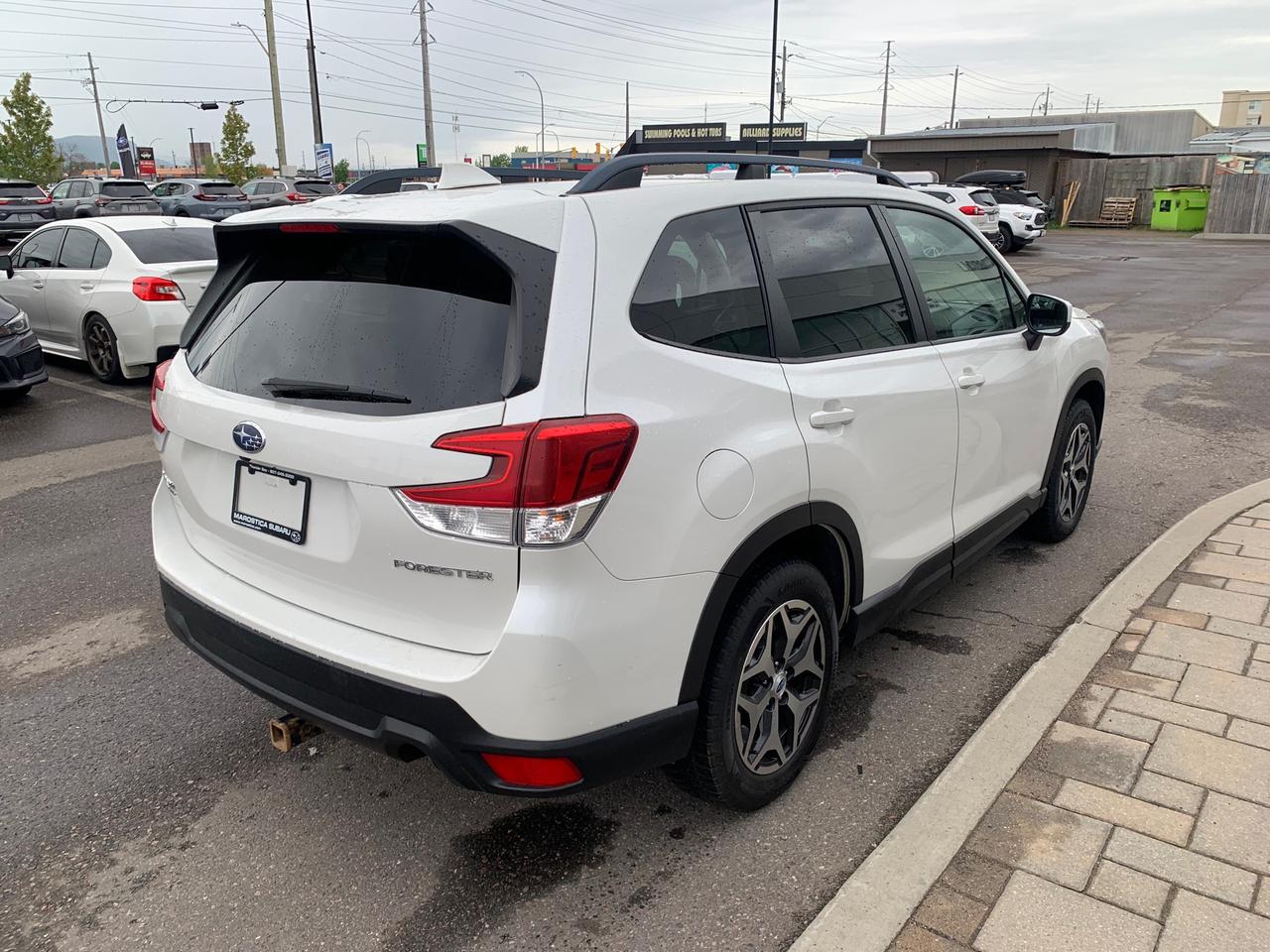 2019 Subaru Forester 2.5i Convenience (CVT) 4dr All-Wheel Drive Photo4