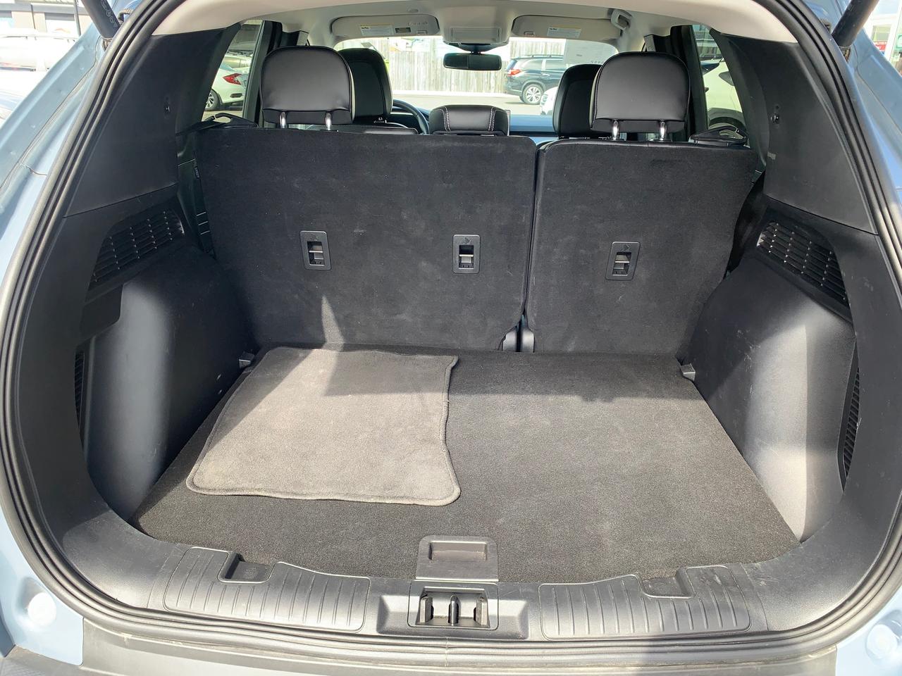 2025 Ford Escape Platinum 4dr All-Wheel Drive Photo
