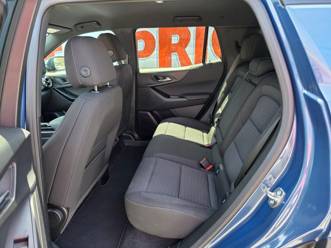 2025 Chevrolet Equinox LT 4dr Front-Wheel Drive Photo