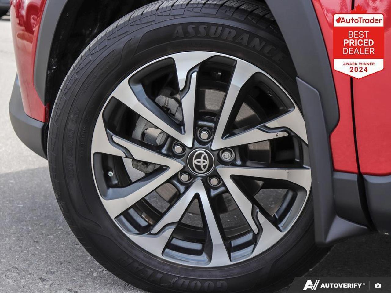 2024 Toyota Corolla Cross LE 4dr All-Wheel Drive Photo