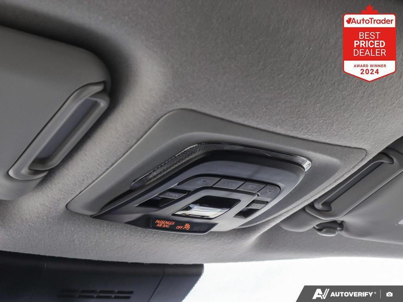 2024 Toyota Corolla Cross LE 4dr All-Wheel Drive Photo
