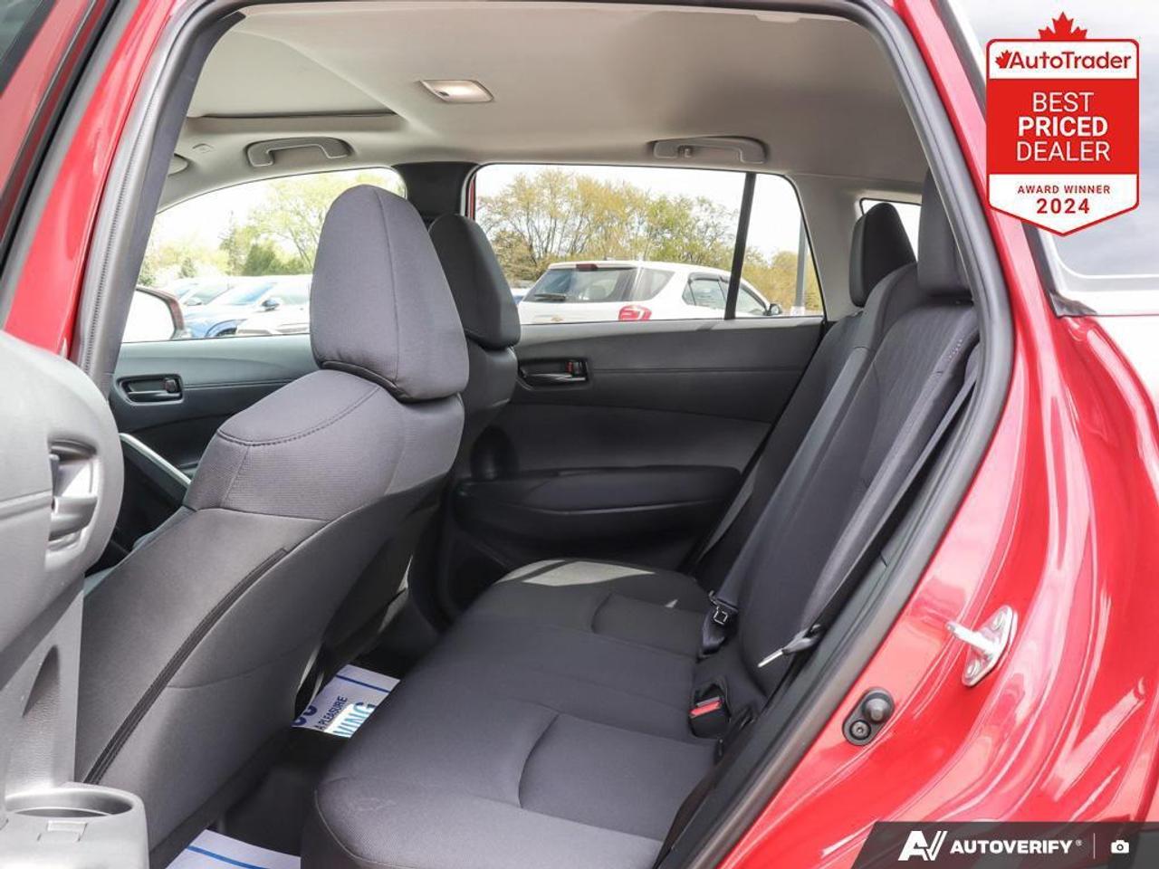 2024 Toyota Corolla Cross LE 4dr All-Wheel Drive Photo