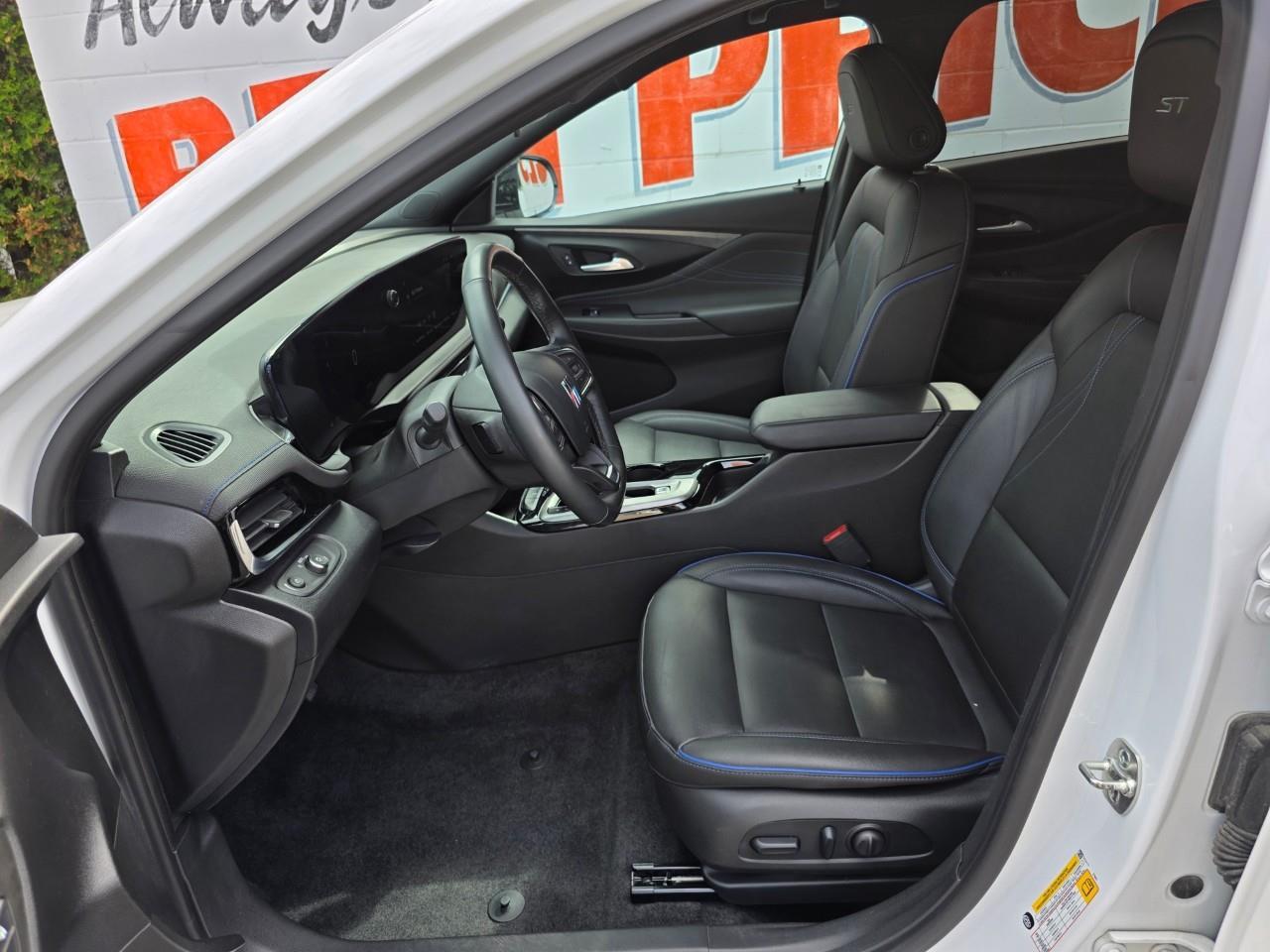 2024 Buick Envista Sport Touring 4dr Front-Wheel Drive Photo