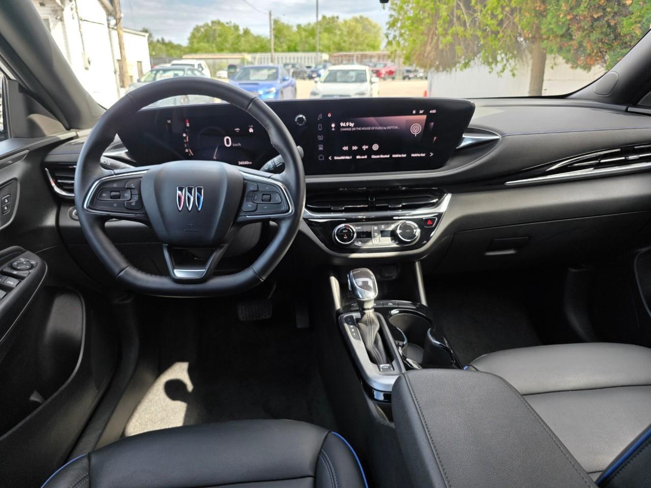 2024 Buick Envista Sport Touring 4dr Front-Wheel Drive Photo