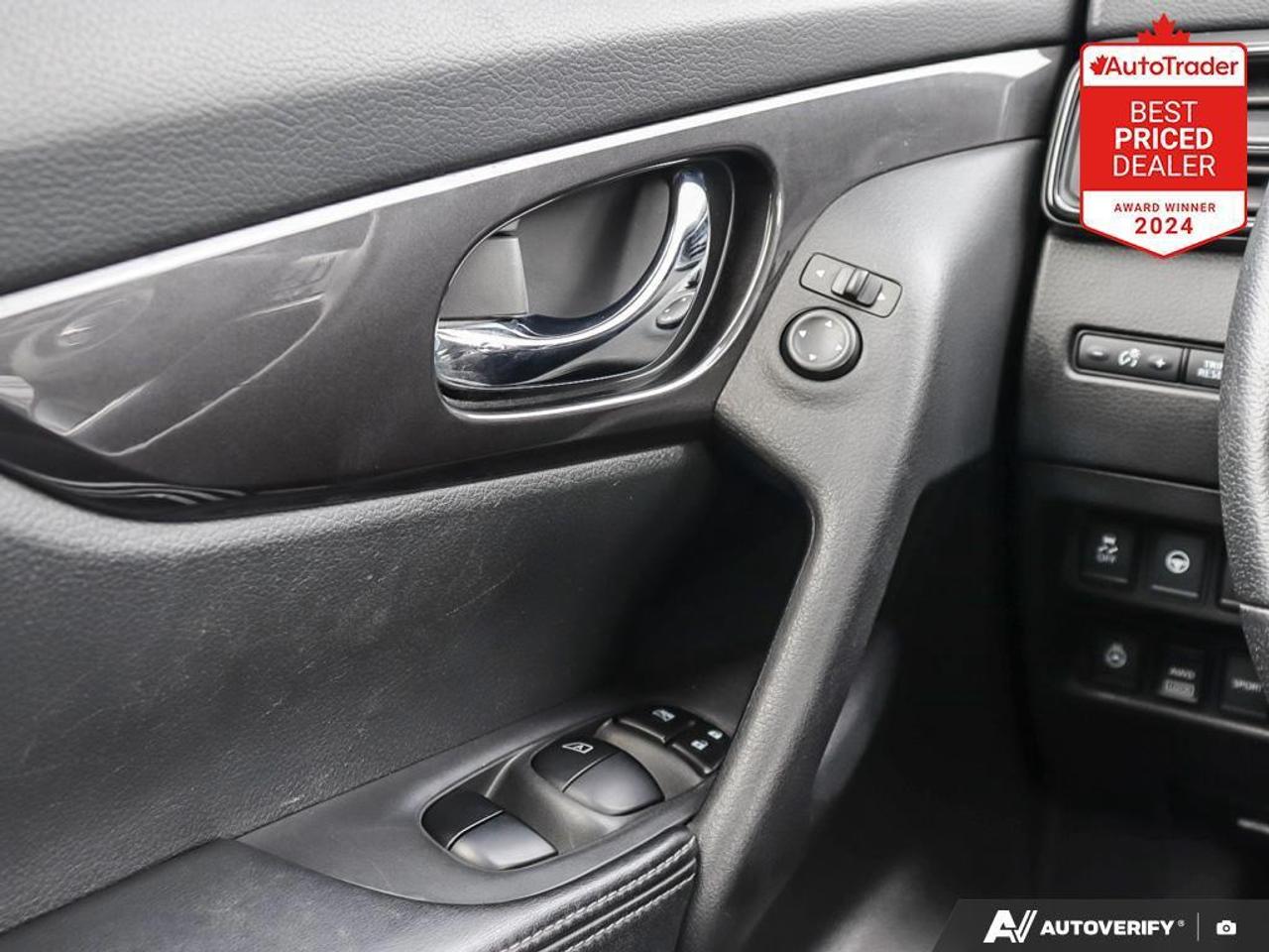 2019 Nissan Rogue SV (CVT) 4dr All-Wheel Drive Photo