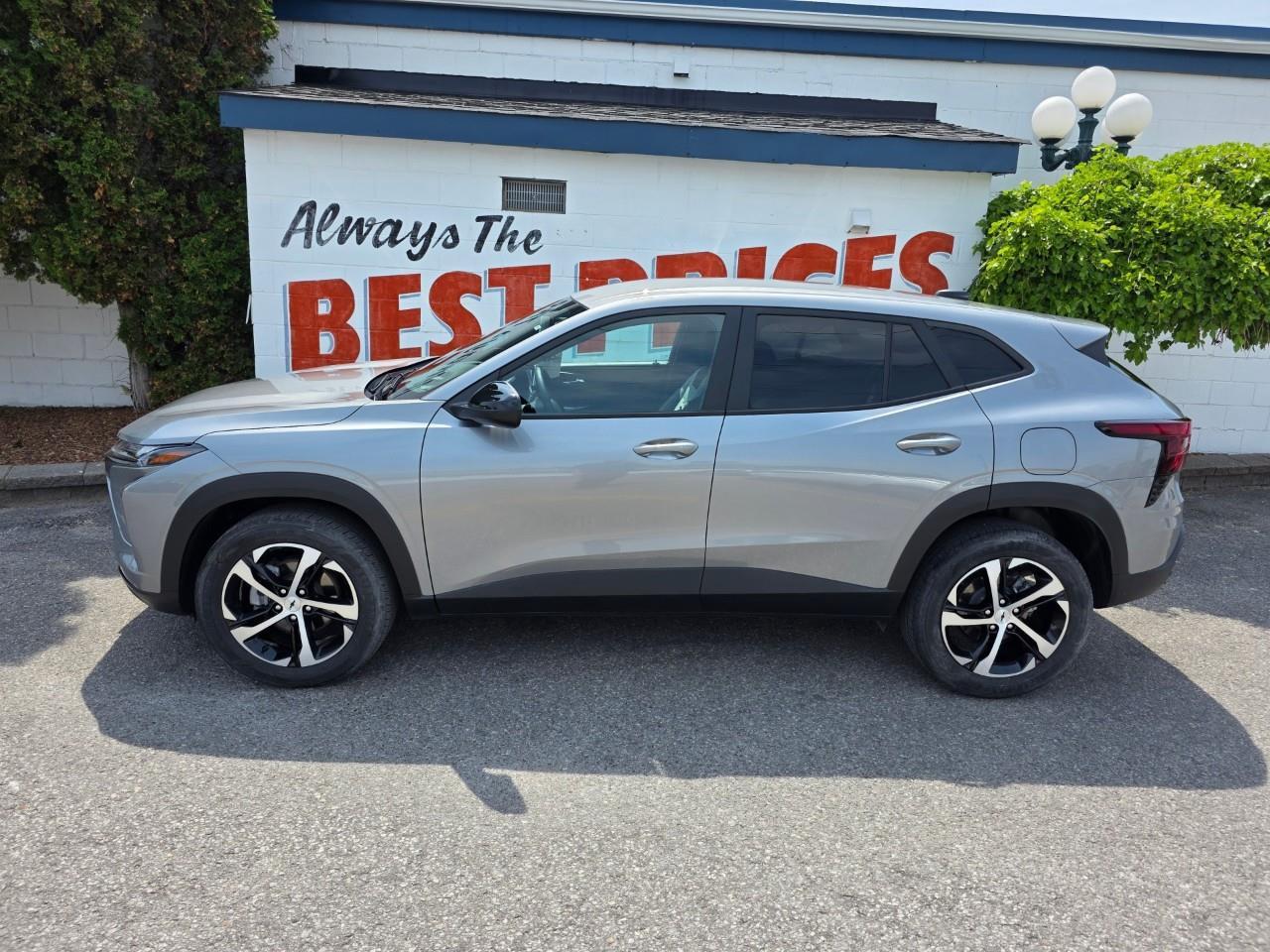2025 Chevrolet Trax 1RS 4dr Front-Wheel Drive Photo4