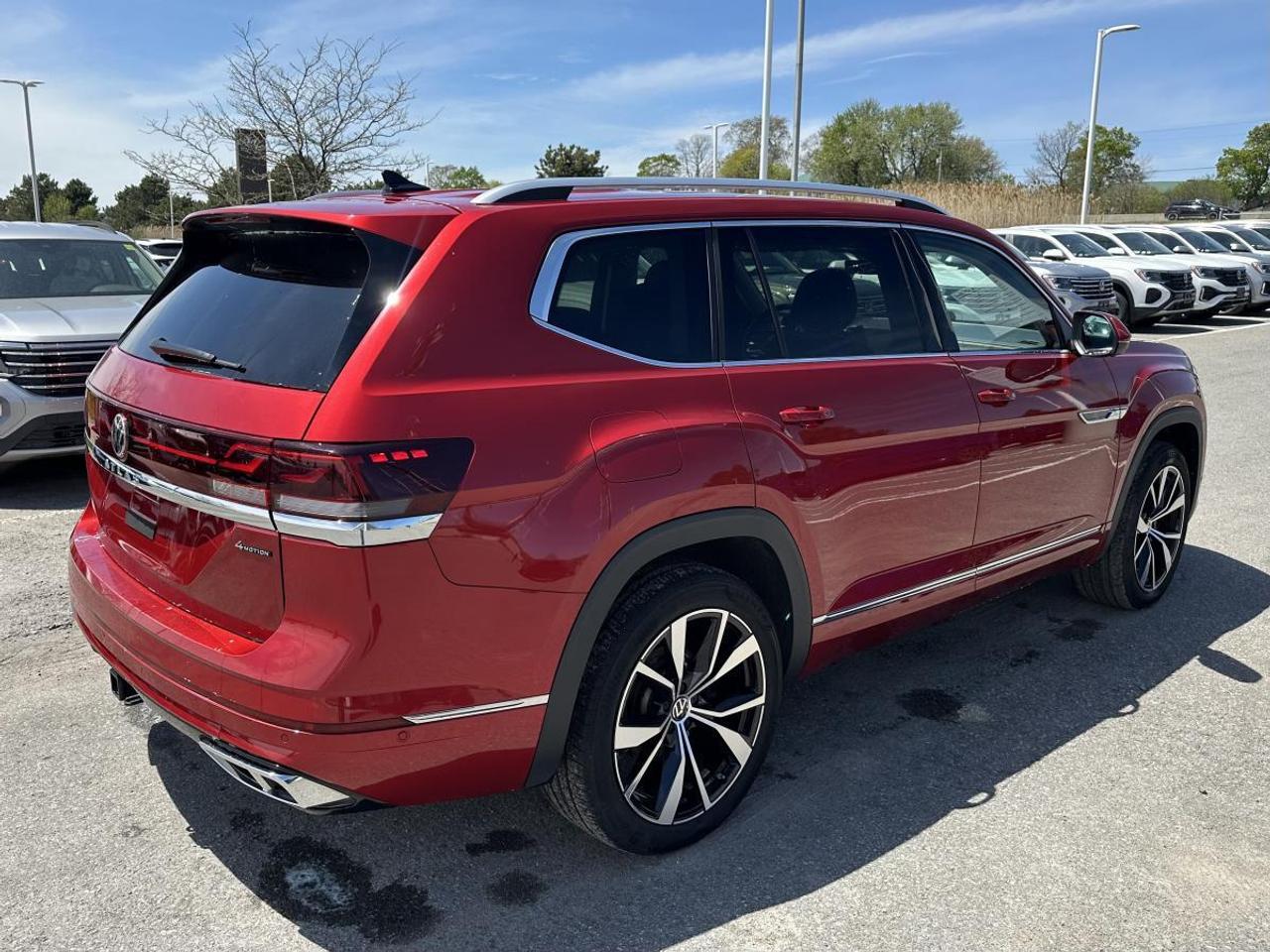 2024 Volkswagen Atlas Execline 2.0 TSI 4MOTION Photo