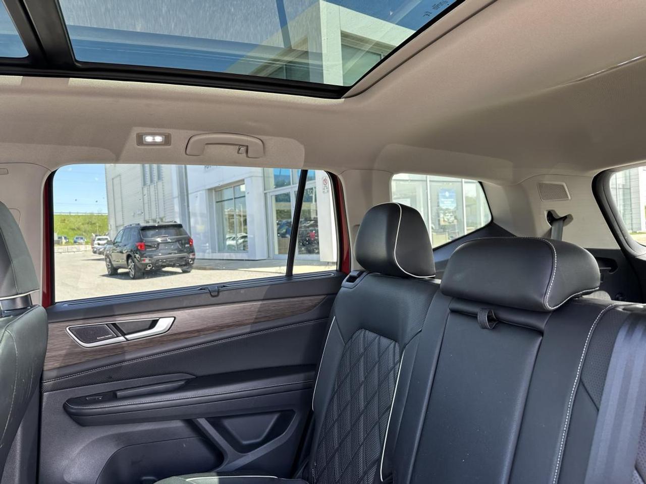 2024 Volkswagen Atlas Execline 2.0 TSI 4MOTION Photo