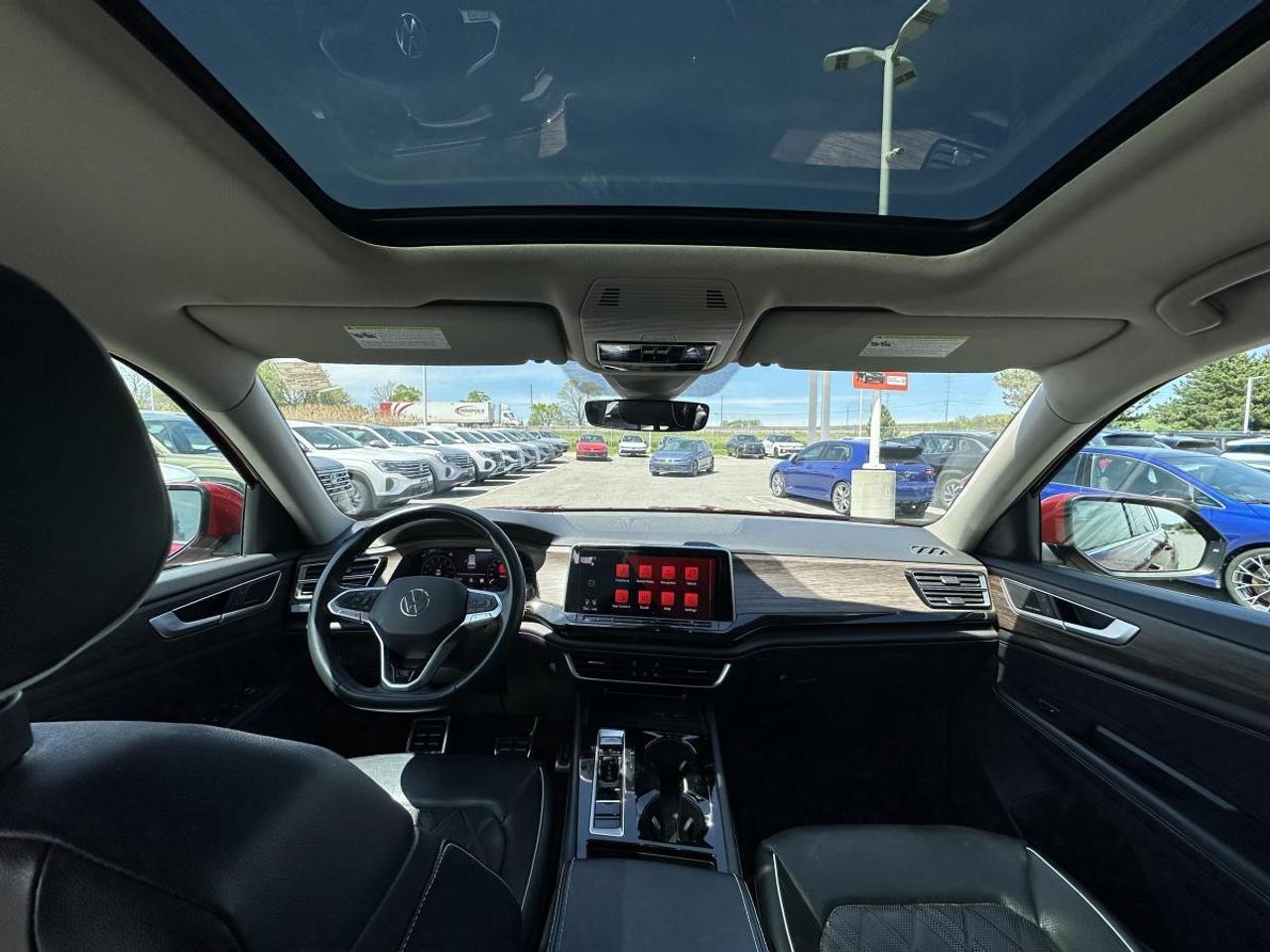 2024 Volkswagen Atlas Execline 2.0 TSI 4MOTION Photo