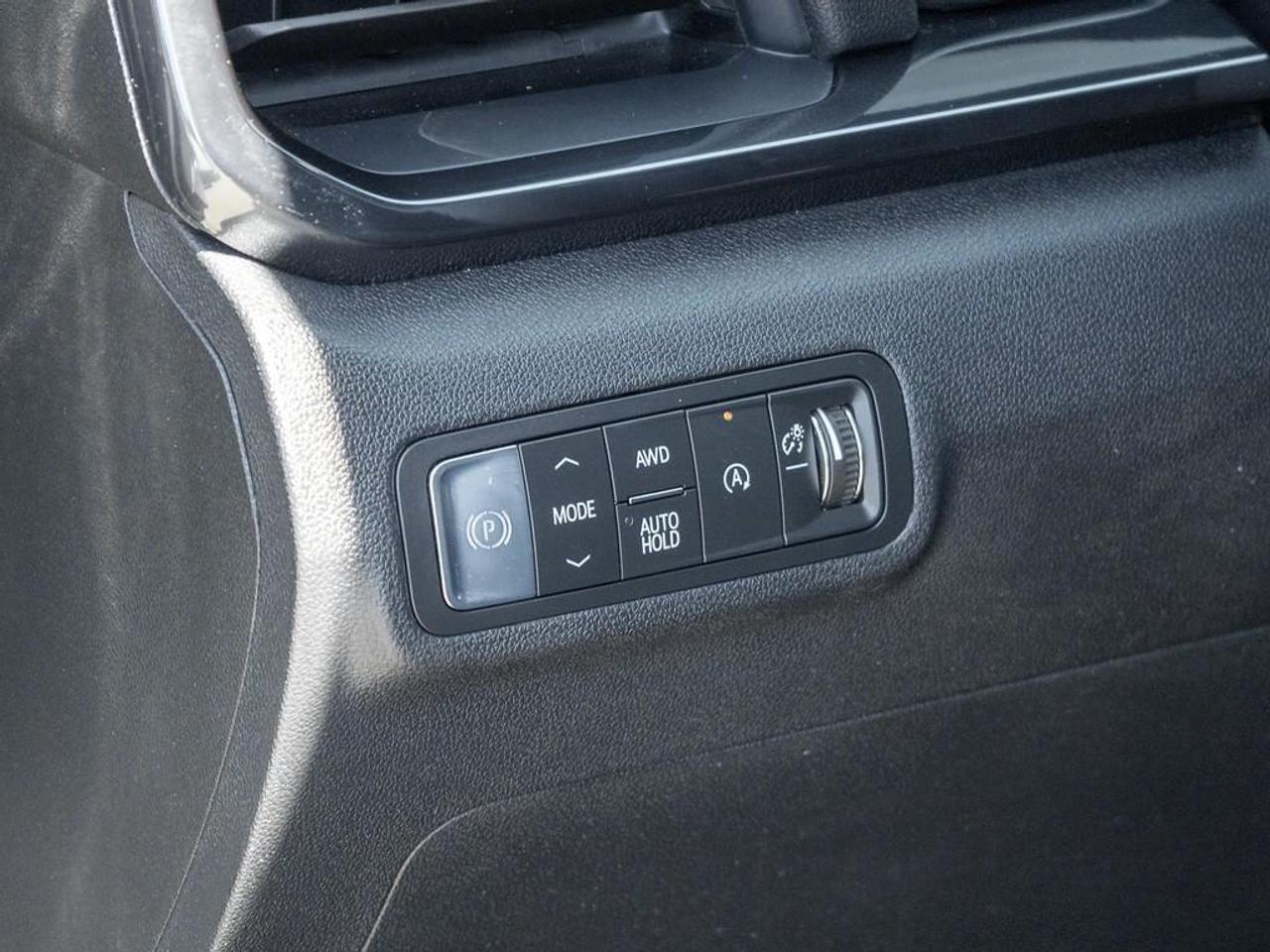 2026 GMC Terrain AT4 4dr All-Wheel Drive Photo