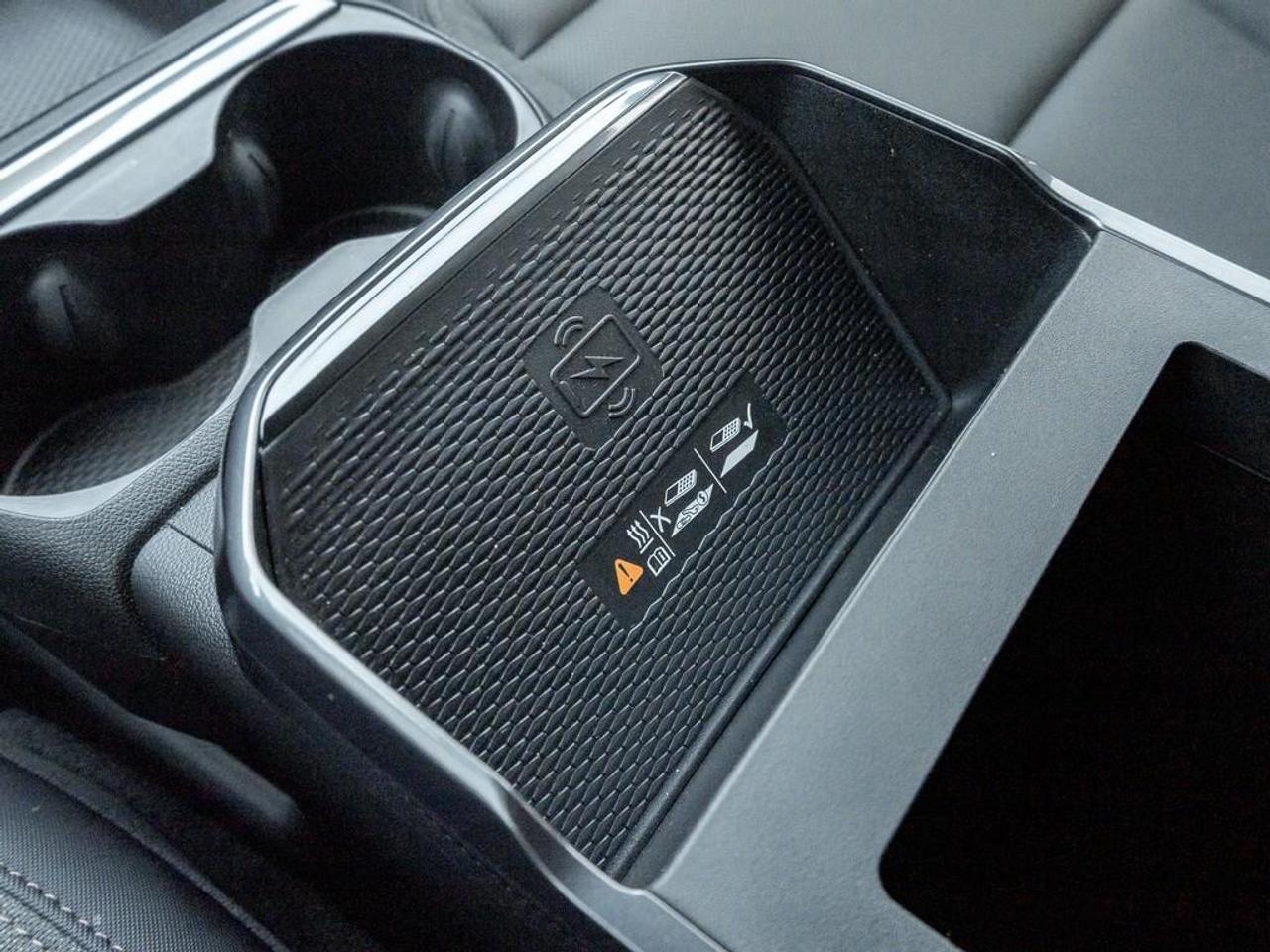 2026 GMC Terrain AT4 4dr All-Wheel Drive Photo