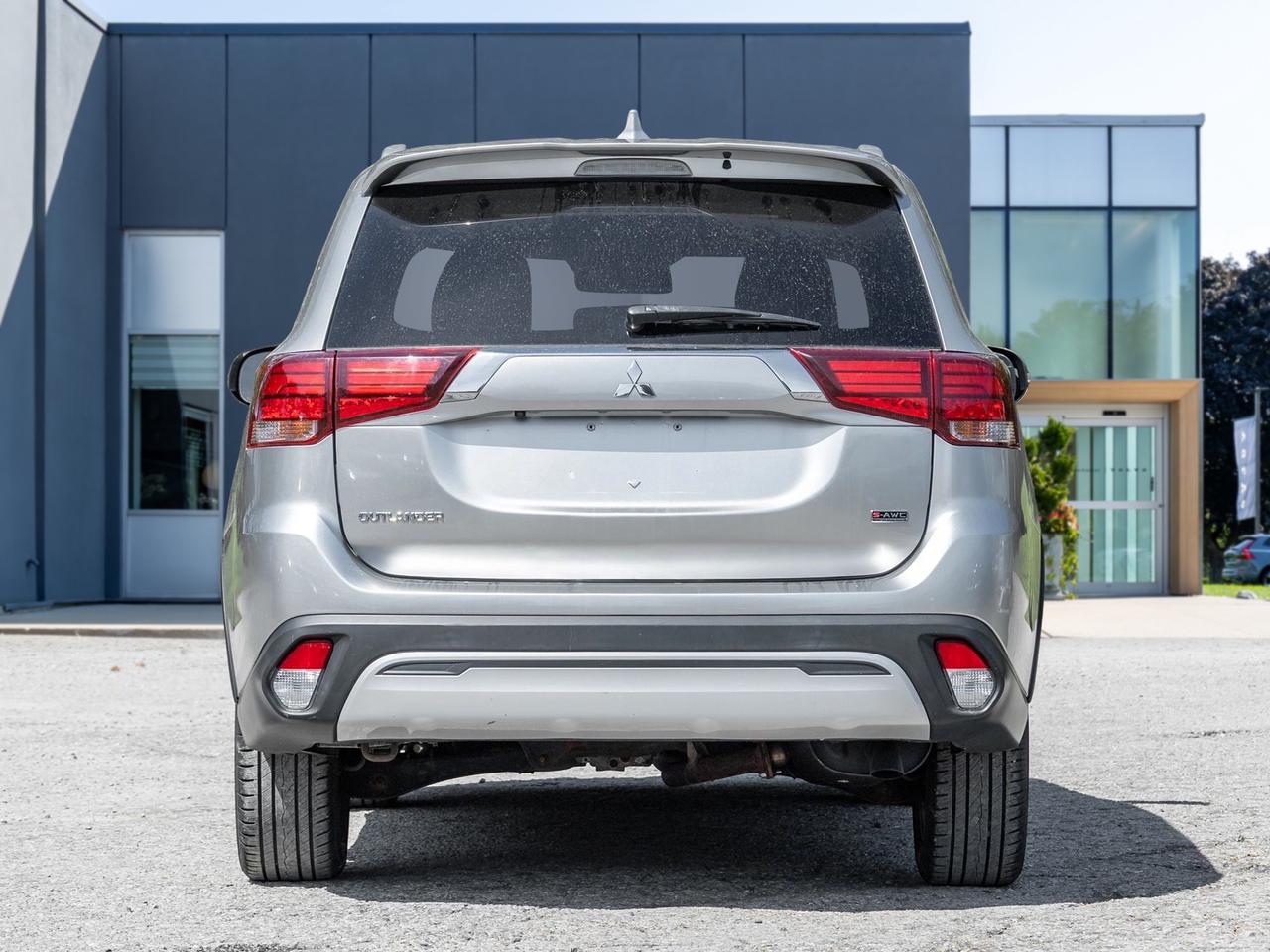 2020 Mitsubishi Outlander SEL S-AWC V6   AVAILABLE FOR FINANCING Photo