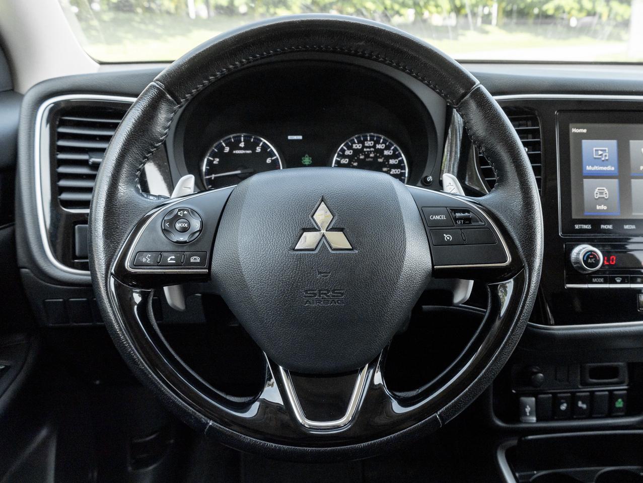 2020 Mitsubishi Outlander SEL S-AWC V6   AVAILABLE FOR FINANCING Photo