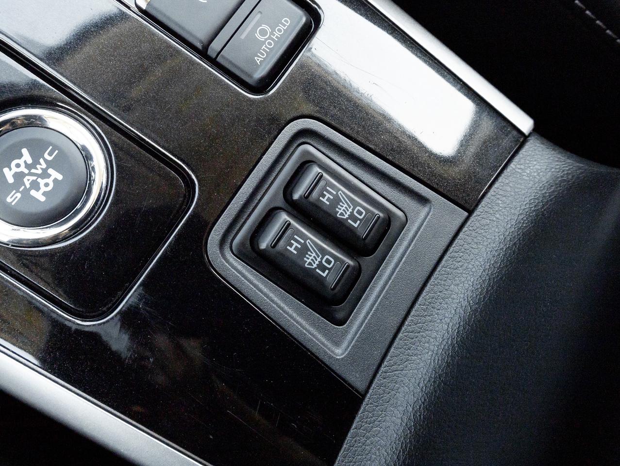 2020 Mitsubishi Outlander SEL S-AWC V6   AVAILABLE FOR FINANCING Photo