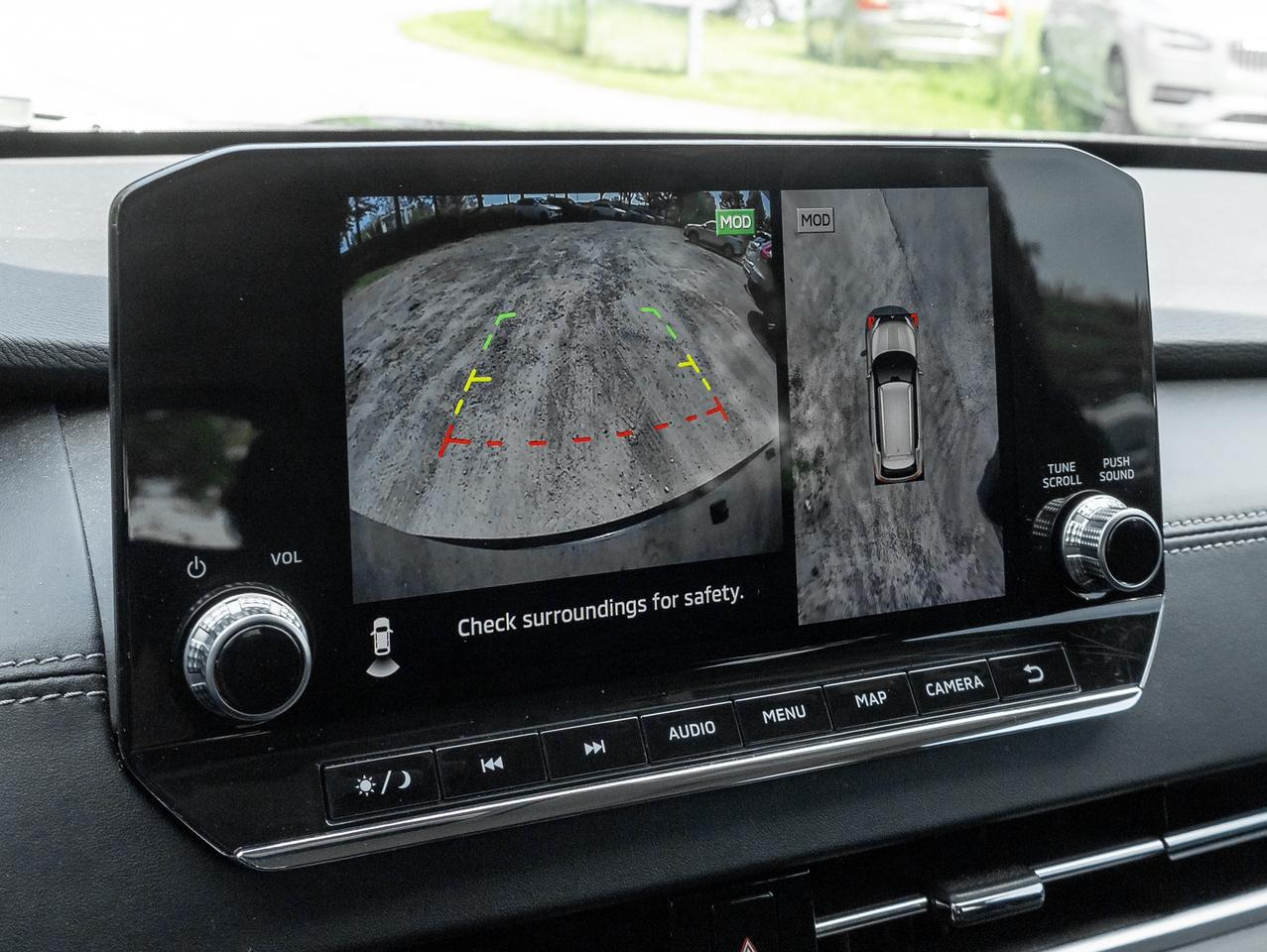 2022 Mitsubishi Outlander LE S-AWC   CPO FINANCE RATES FOR AS LOW AS 0.90% Photo
