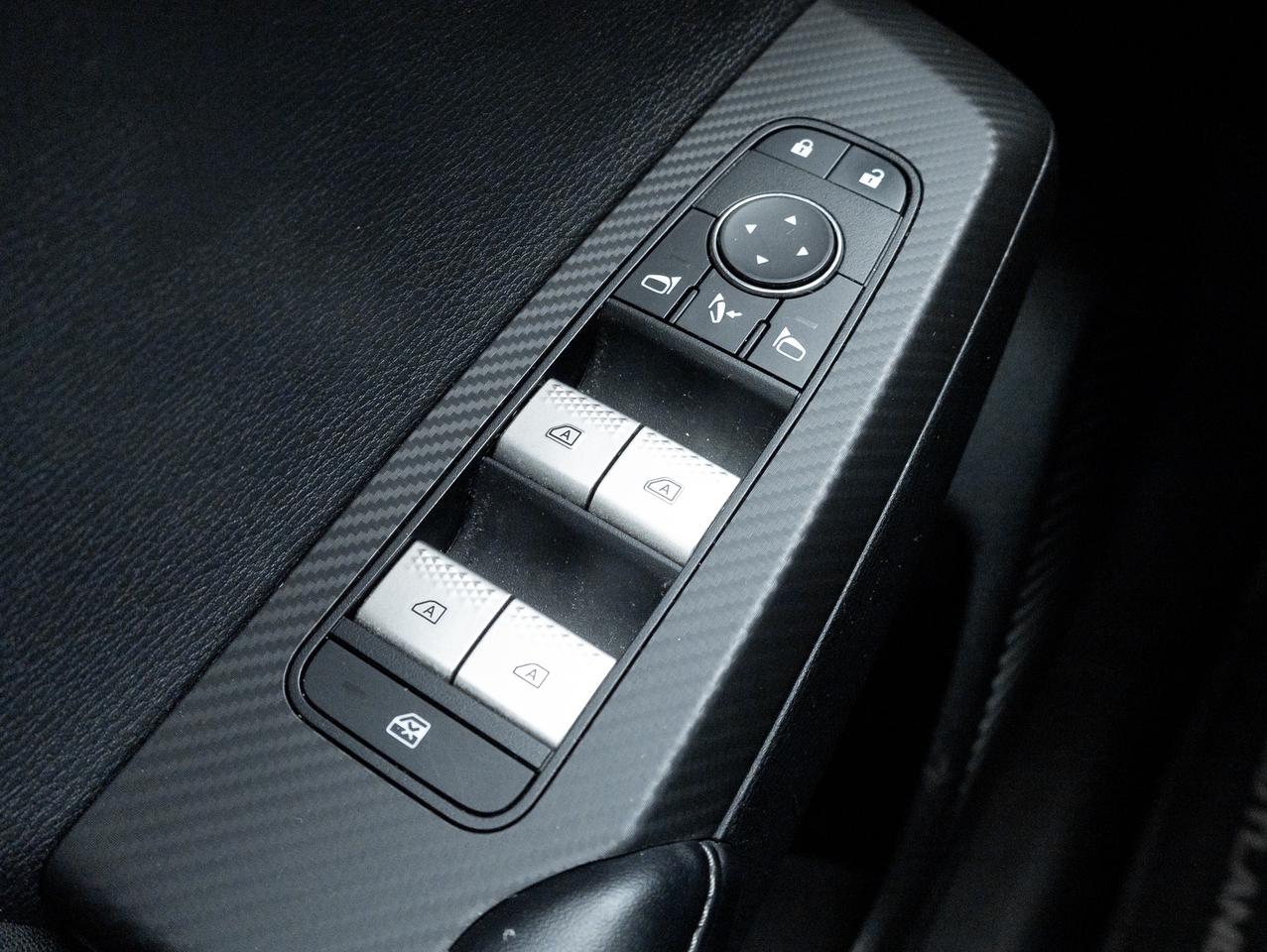 2022 Mitsubishi Outlander LE S-AWC   CPO FINANCE RATES FOR AS LOW AS 0.90% Photo