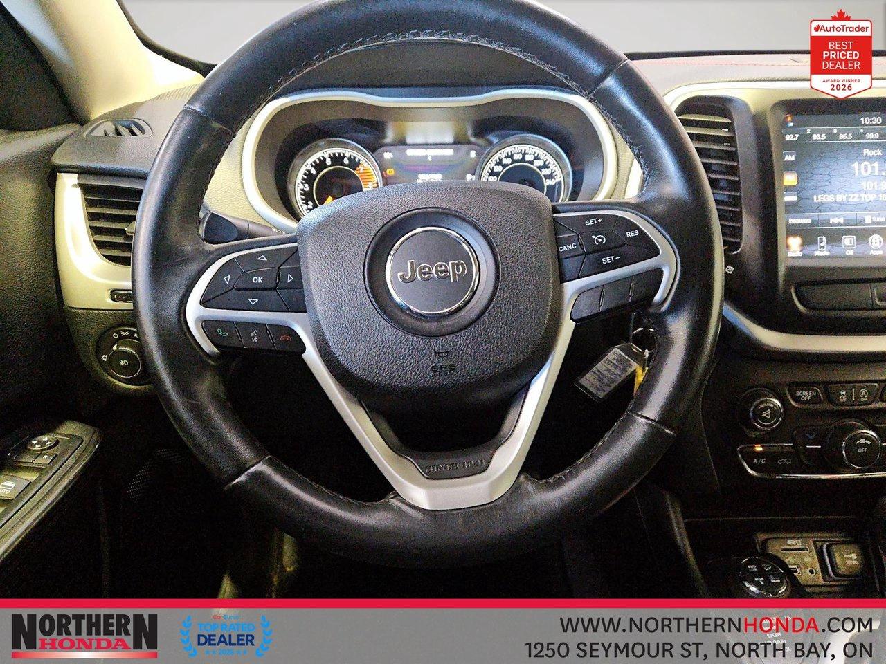 2016 Jeep Cherokee Trailhawk Photo