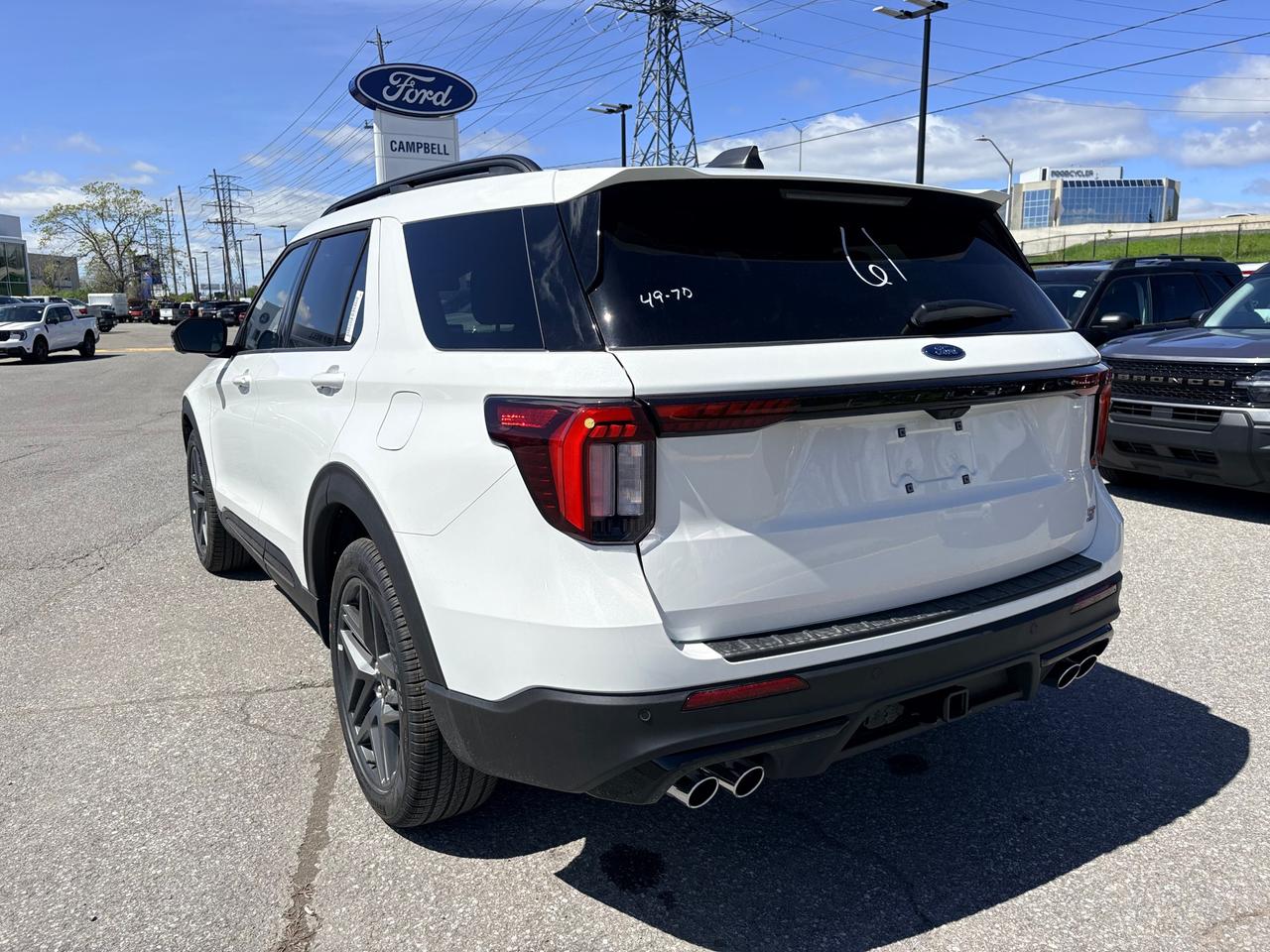 2026 Ford Explorer ST 4dr 4x4 Photo3