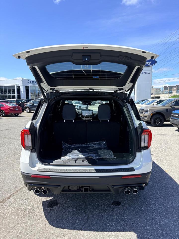 2026 Ford Explorer ST 4dr 4x4 Photo