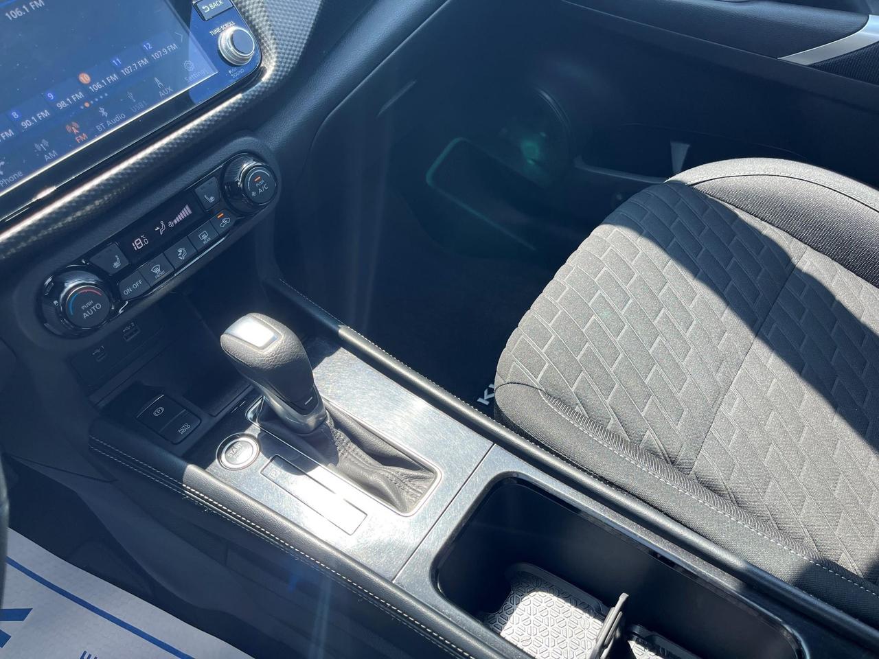 2021 Nissan Kicks SV 4dr Front-Wheel Drive Photo