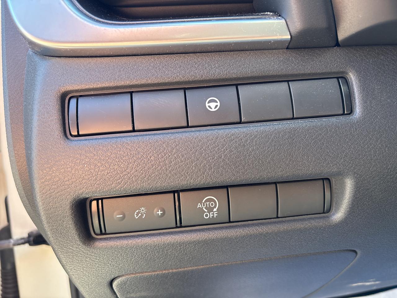 2023 Nissan Rogue SV MOONROOF Photo
