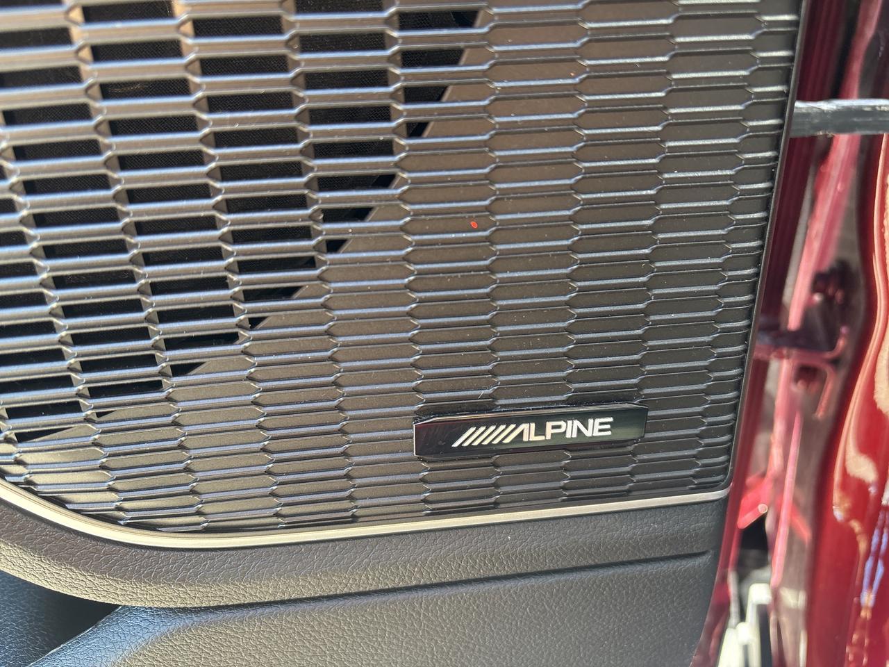 2022 Jeep Grand Cherokee L Limited Photo