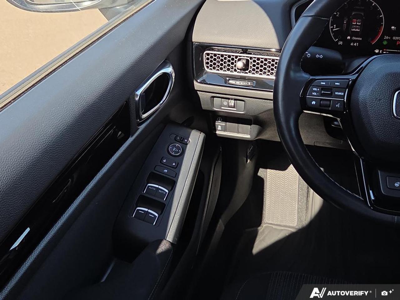 2024 Honda Civic Sedan EX CVT   NO CLAIMS   ONE OWNER   SUNROOF Photo