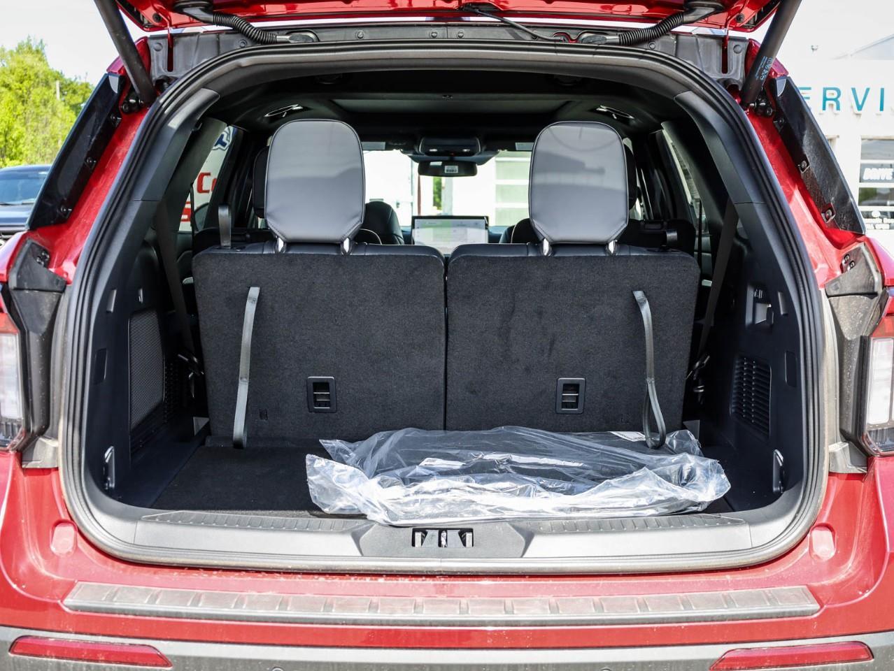 2026 Ford Explorer ST-Line 4dr 4x4 Photo