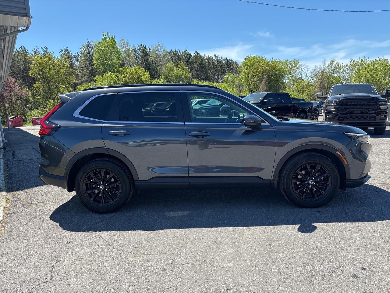 2025 Honda CR-V Sport Photo