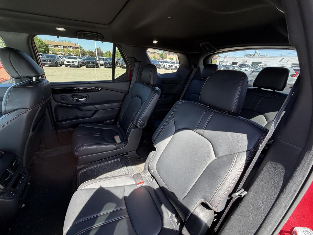 2023 Honda Pilot TrailSport AWD   NO CLAIMS   ONE OWNER   HTD SEATS Photo