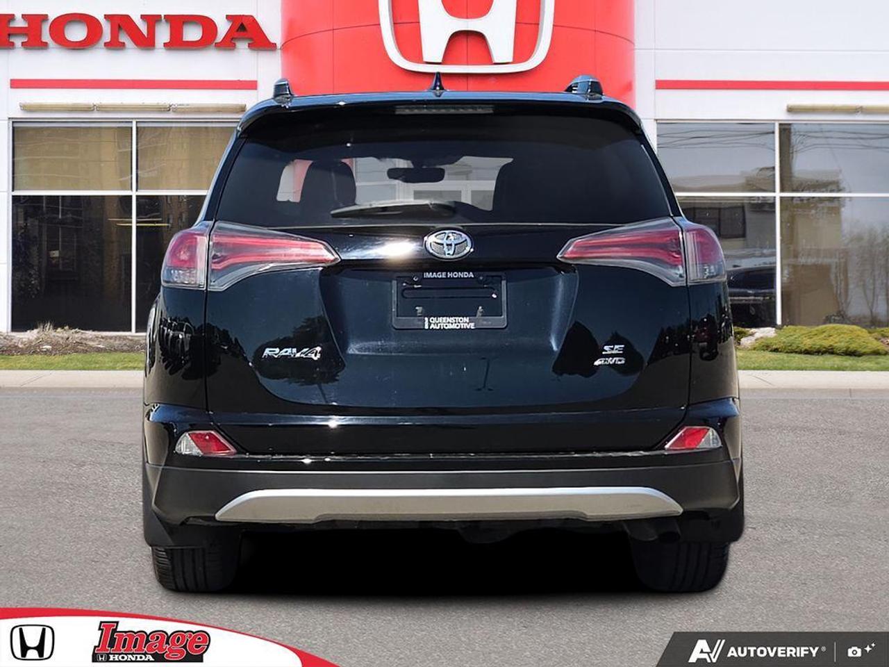 2016 Toyota RAV4 SE AWD   HTD SEATS   SUNROOF   BLUETOOTH Photo4