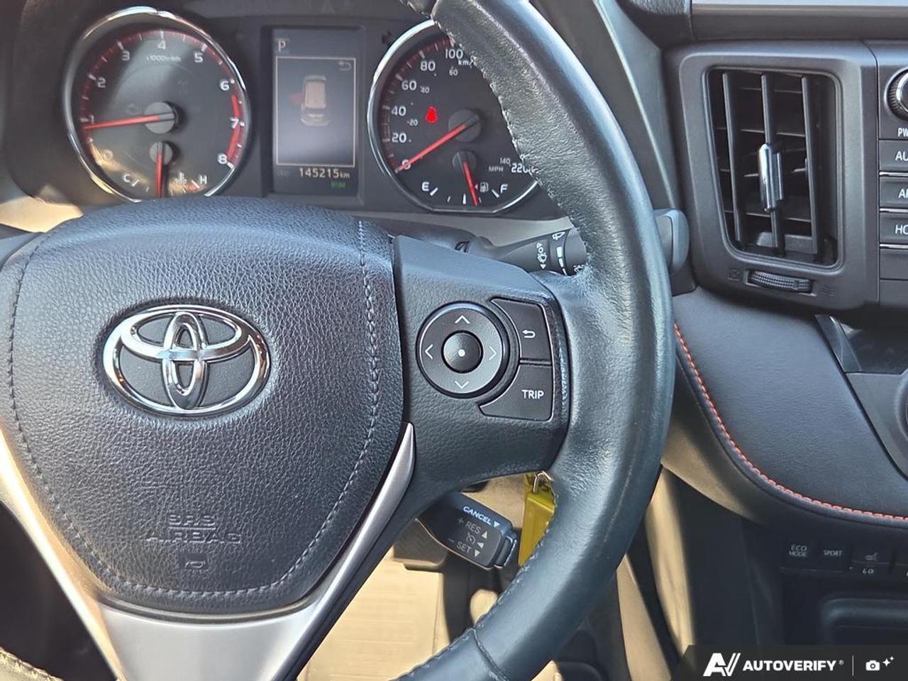 2016 Toyota RAV4 SE AWD   HTD SEATS   SUNROOF   BLUETOOTH Photo