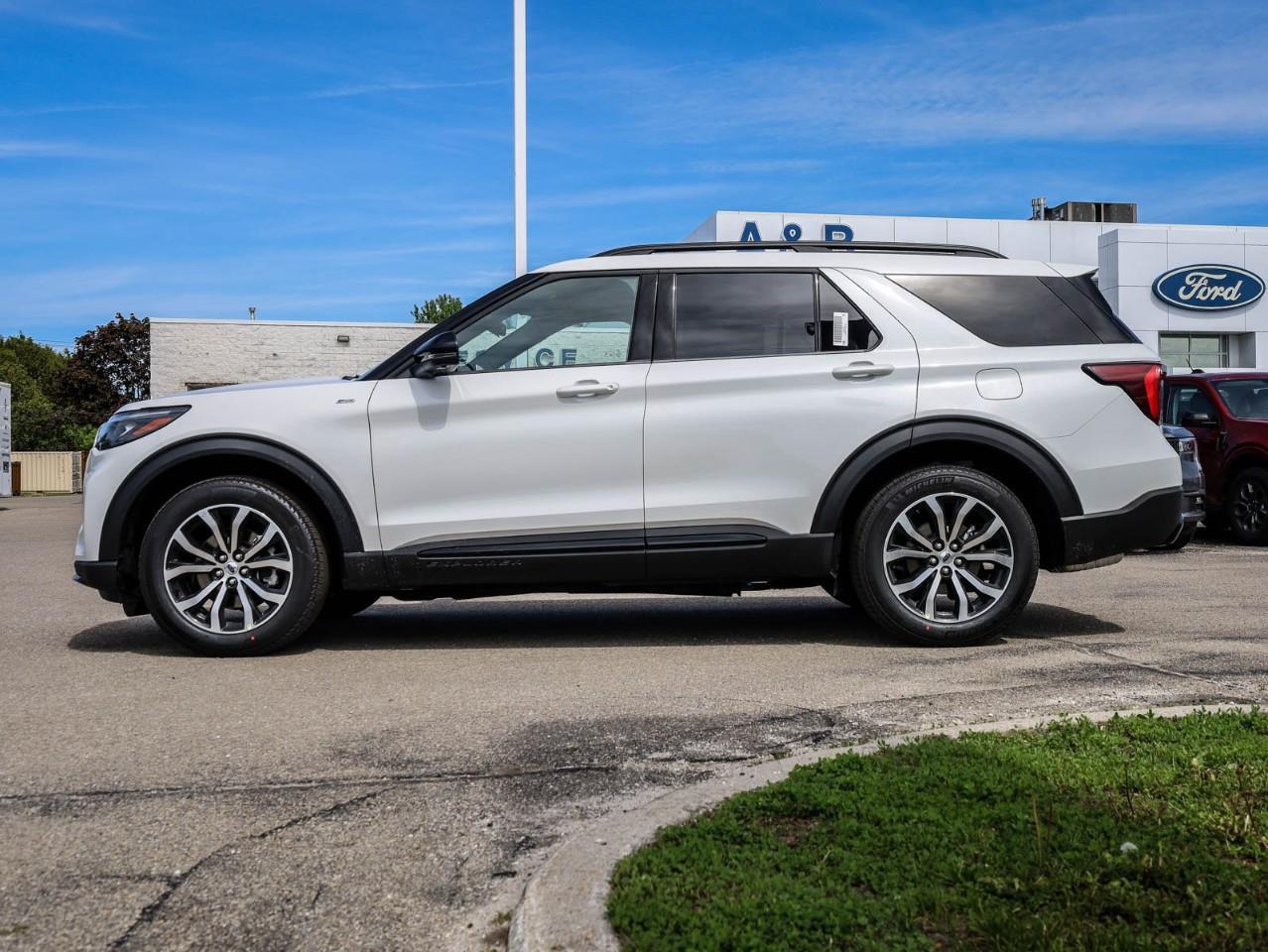2026 Ford Explorer ST-Line 4dr 4x4 Photo