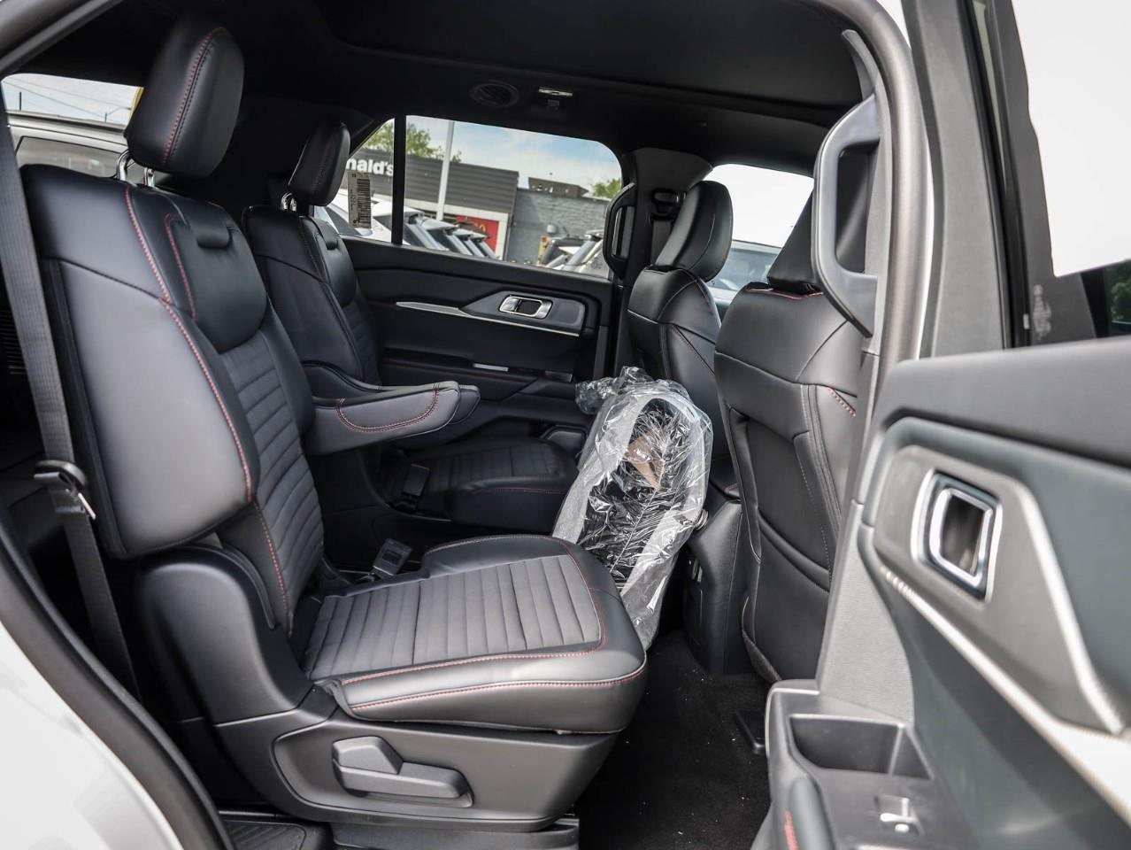 2026 Ford Explorer ST-Line 4dr 4x4 Photo