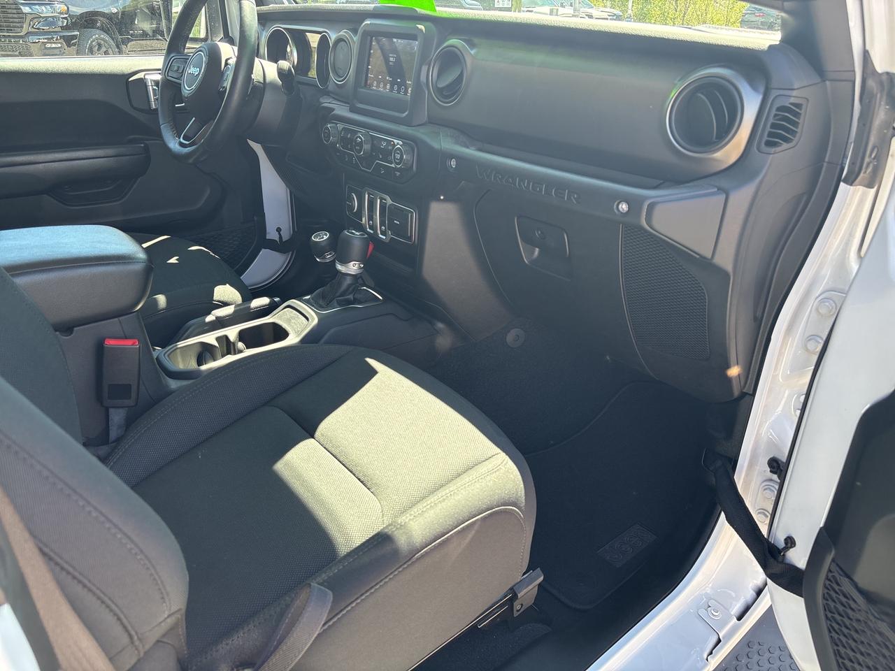 2020 Jeep Wrangler Sport S Photo