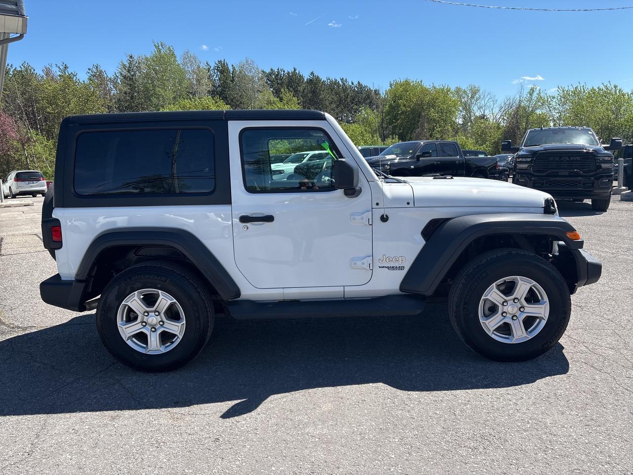 2020 Jeep Wrangler Sport S Photo