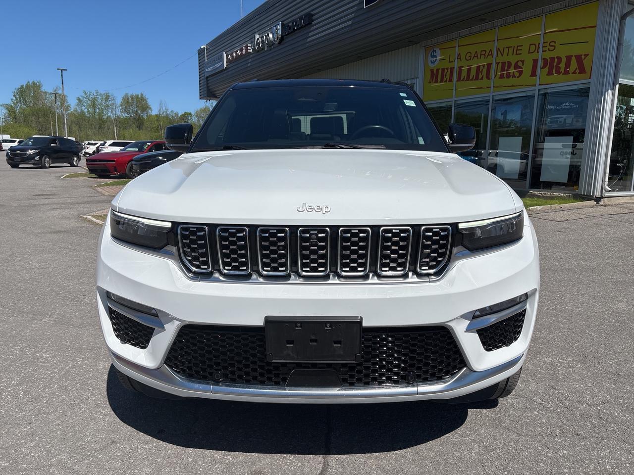 2024 Jeep Grand Cherokee Summit Photo