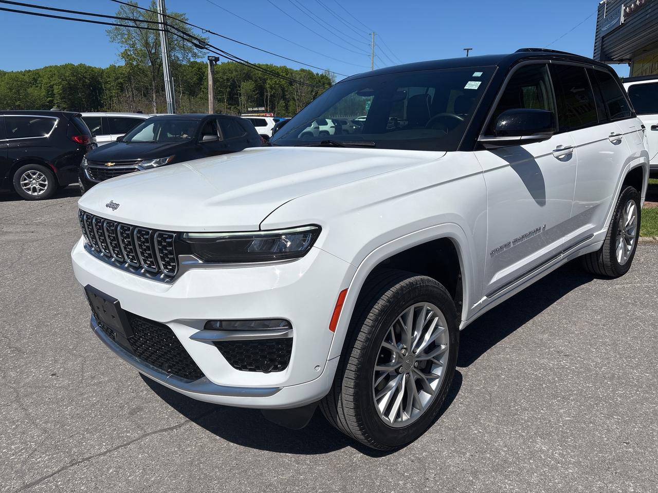 2024 Jeep Grand Cherokee Summit Photo