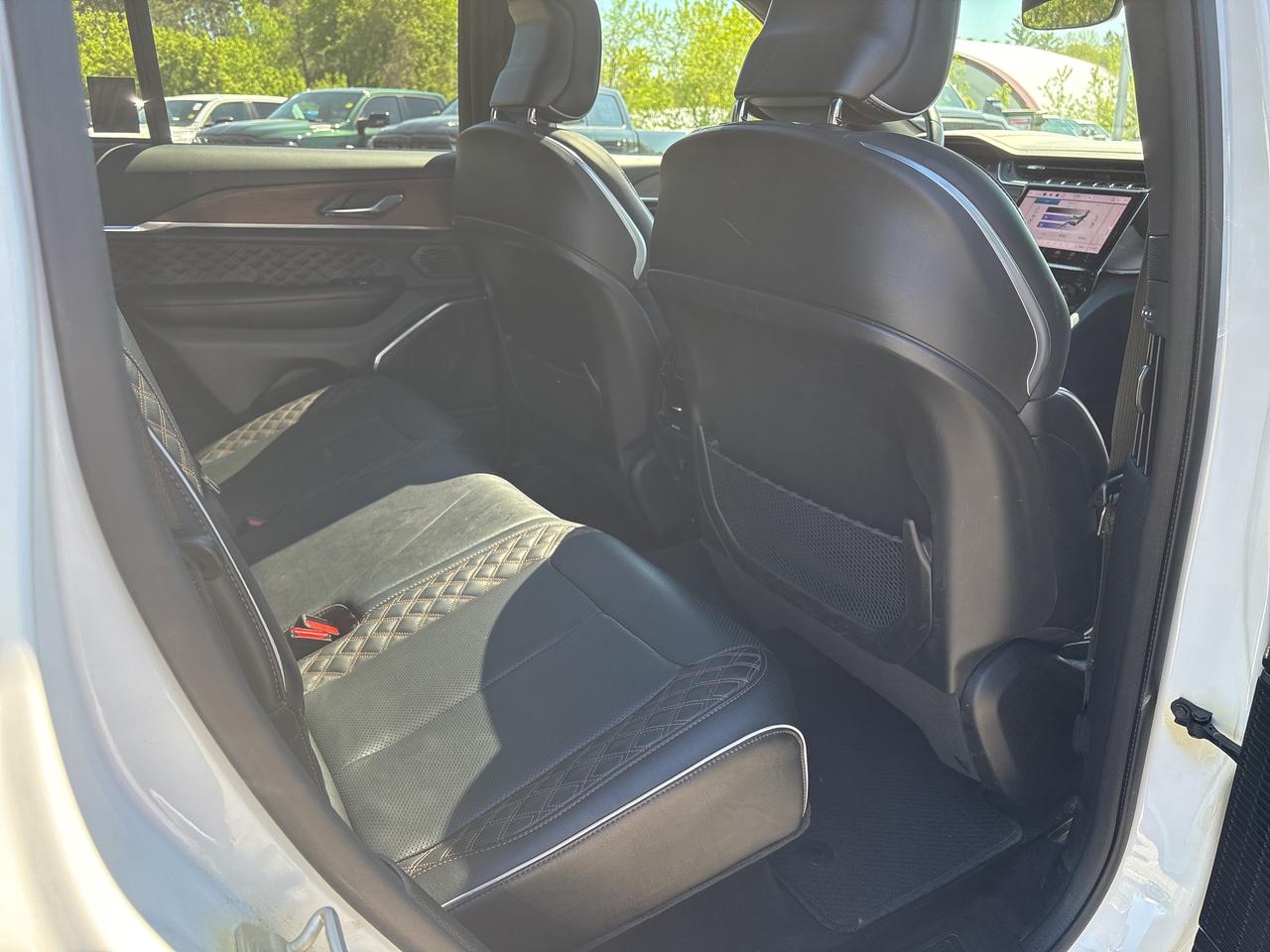 2024 Jeep Grand Cherokee Summit Photo