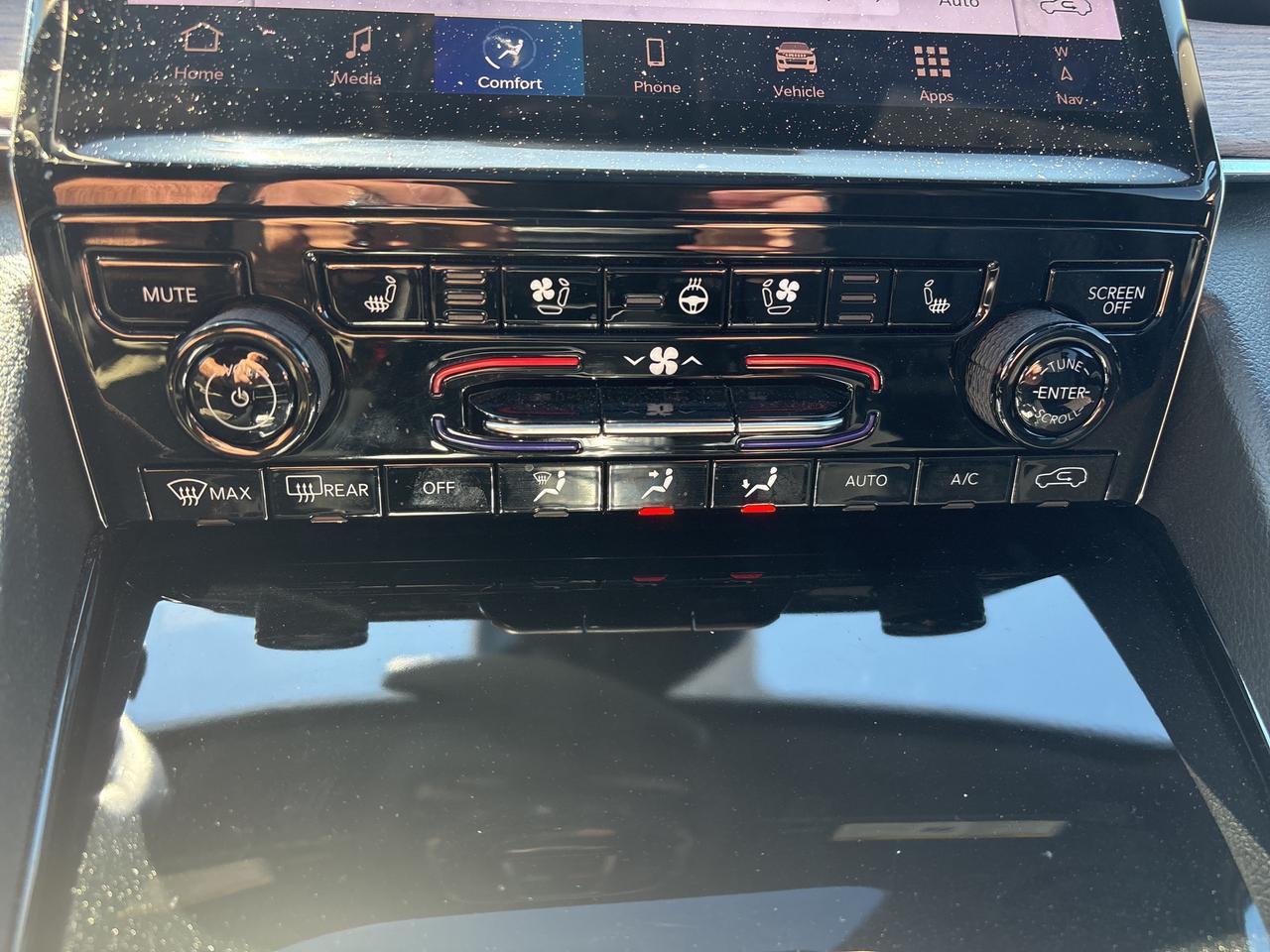 2024 Jeep Grand Cherokee Summit Photo