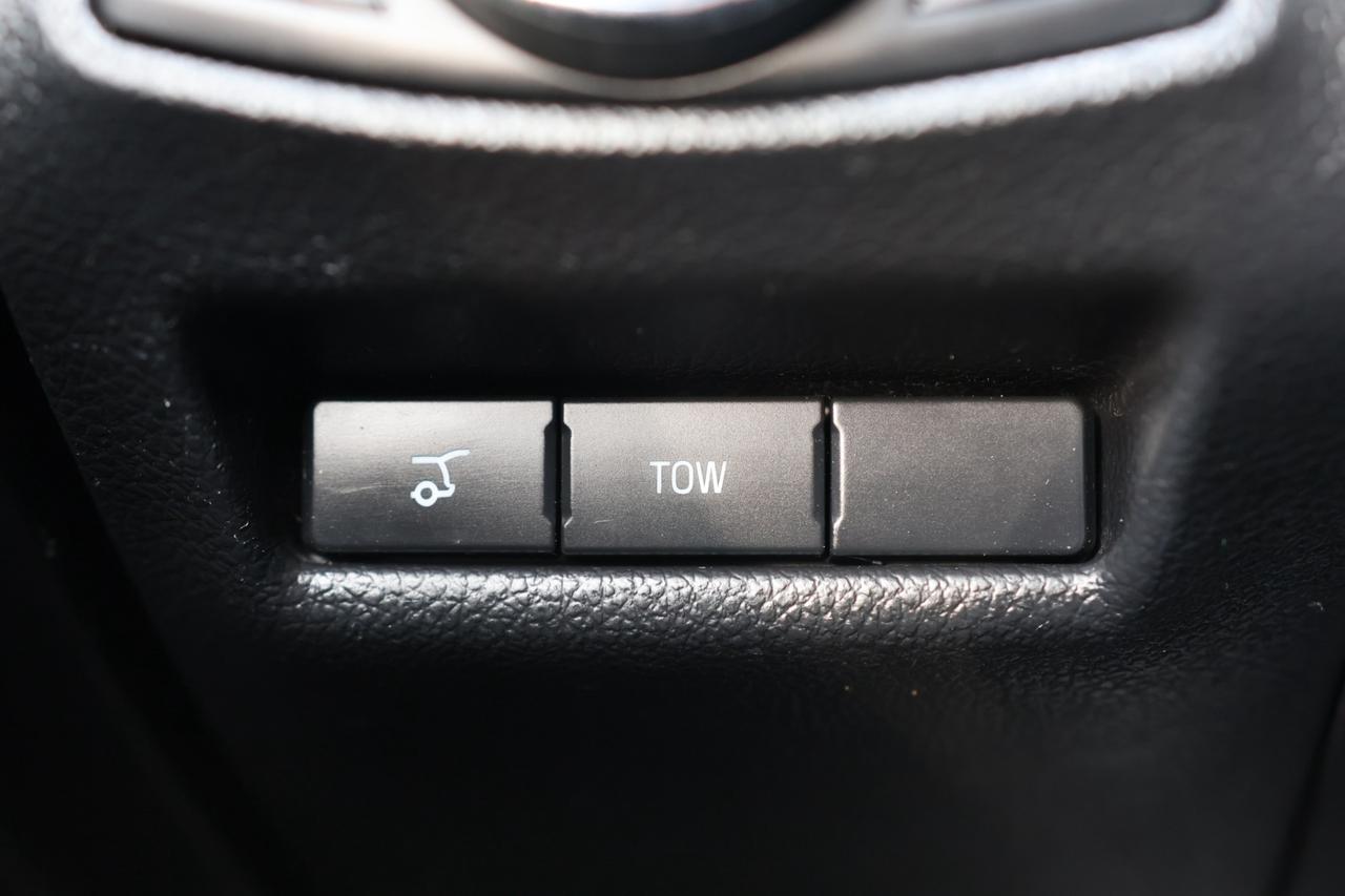 2017 Ford Explorer SPORT-AWD-7PASS-R STARTER/NAV/PANOROOF/LEATHER/P S Photo