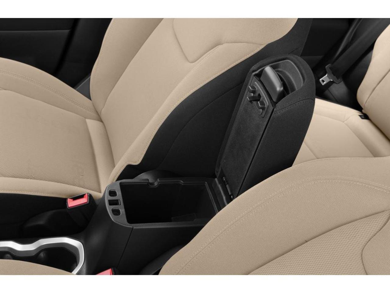 2015 Jeep Renegade North 4dr 4x4 Photo