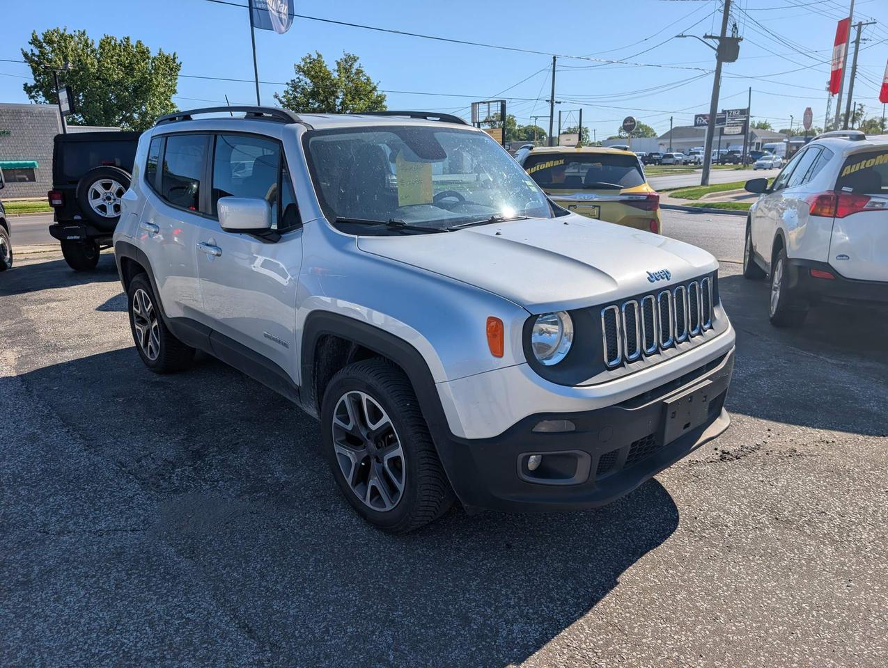 2015 Jeep Renegade North 4dr 4x4 Photo
