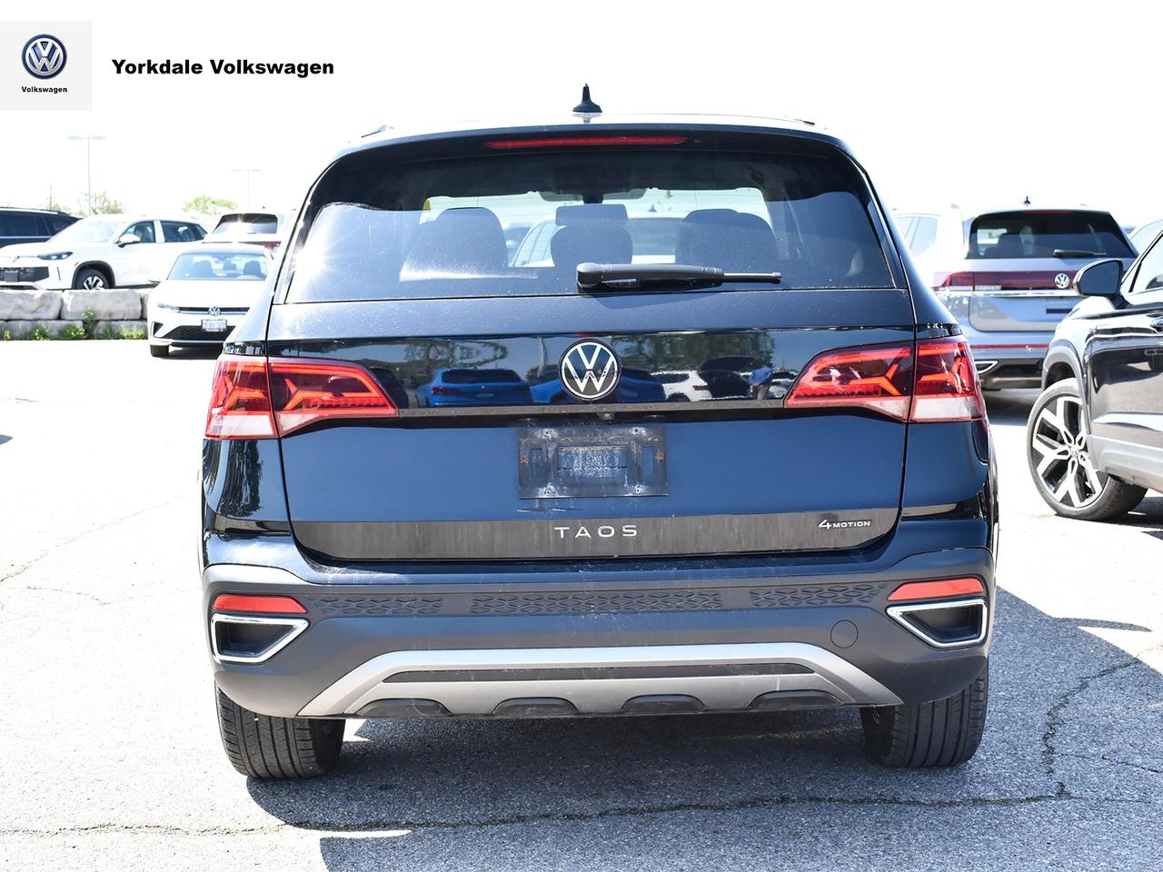 2022 Volkswagen Taos  Photo4