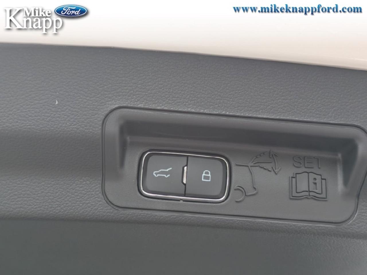 2026 Ford Explorer ST Photo
